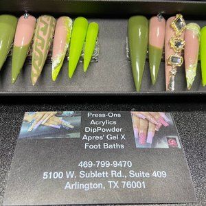 Green Sweater XXXL Press On Set